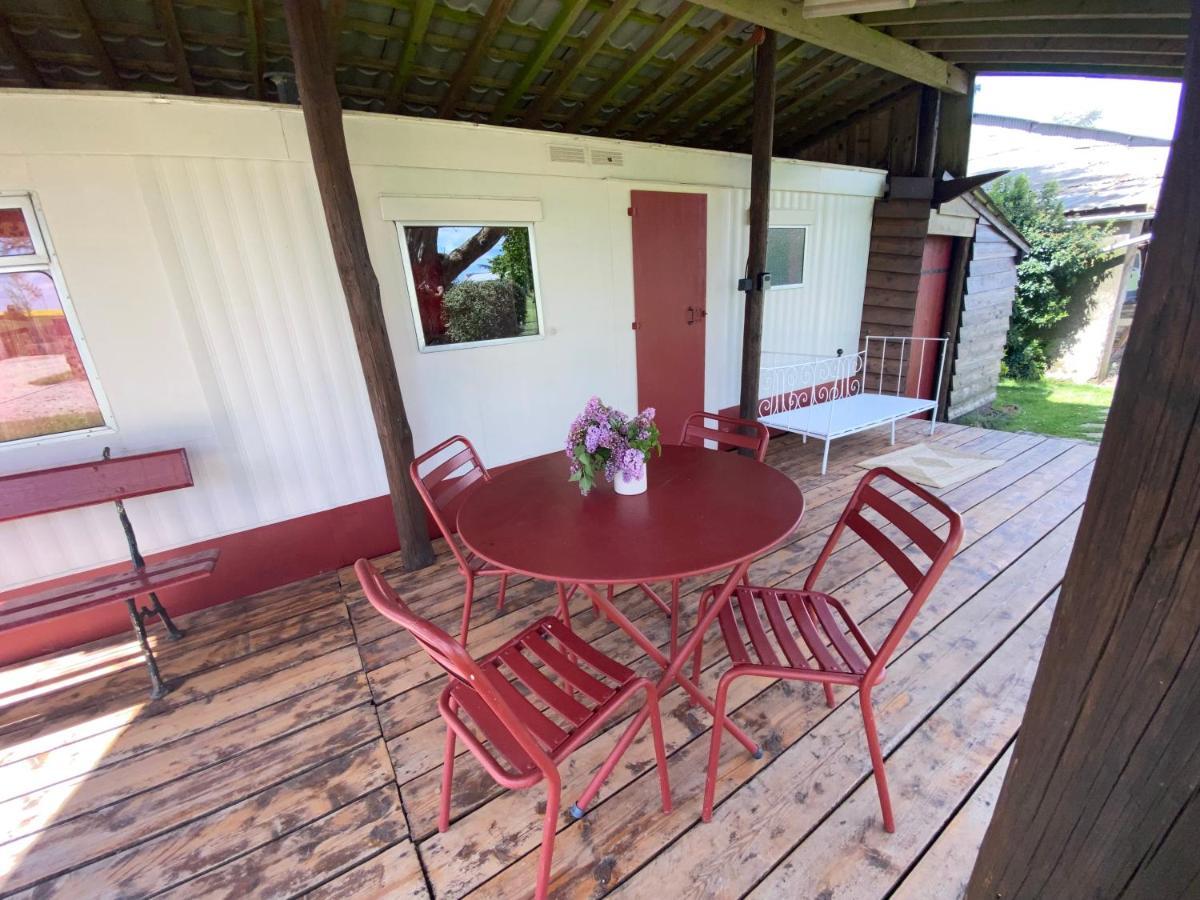 Mobilhome Sous Chalet En Bois A La Ferme Josnes Экстерьер фото